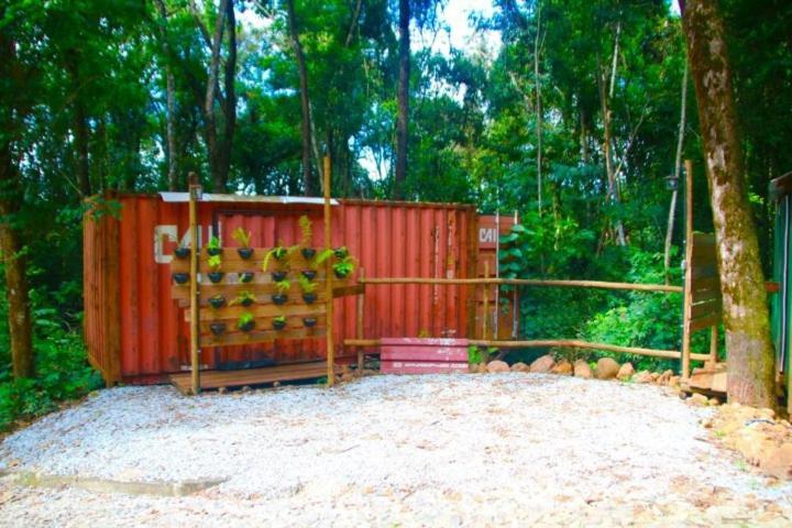 Econtainer Suites Macacos Макакос Екстериор снимка